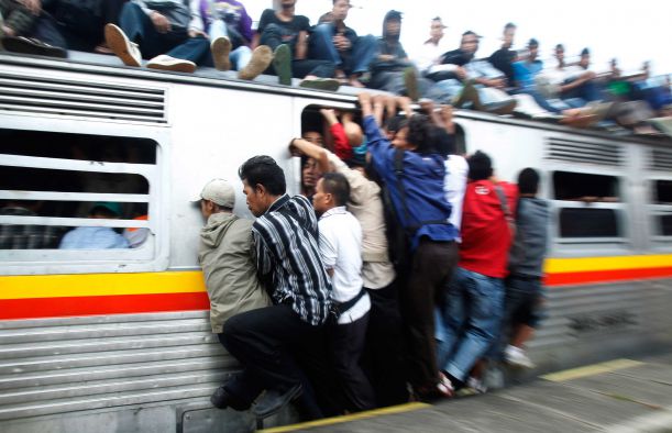 Crowd8