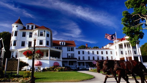 o-MACKINAC-ISLAND-570