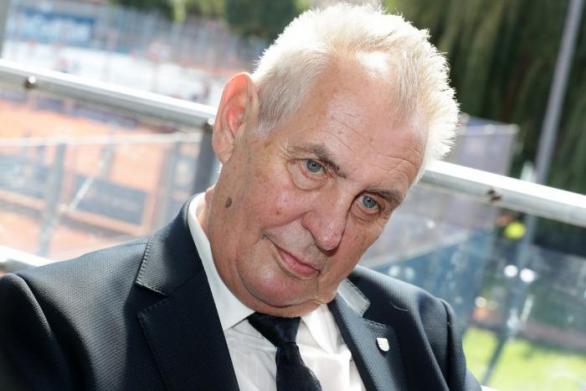 Svět je plný paradoxů. Například když je Miloš Zeman oceněn jako Bojovník za pravdu a i jeho kritici musí uznat, že oprávněně.