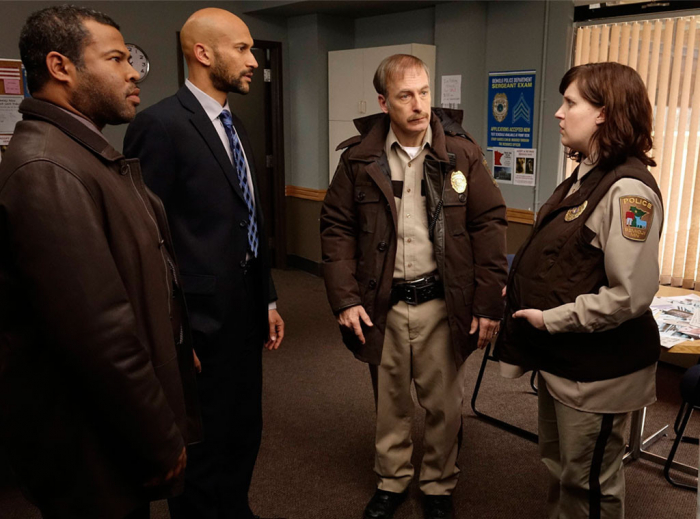 Trojice zleva (Jordan Peele, Keegan-Michael Key a Bob Odenkirk) se mezi natáčením svých scén uměla zabavit.
