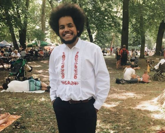 Teplický radní s africkými kořeny si na kulturu potrpí. Rád má i moravský folklór.