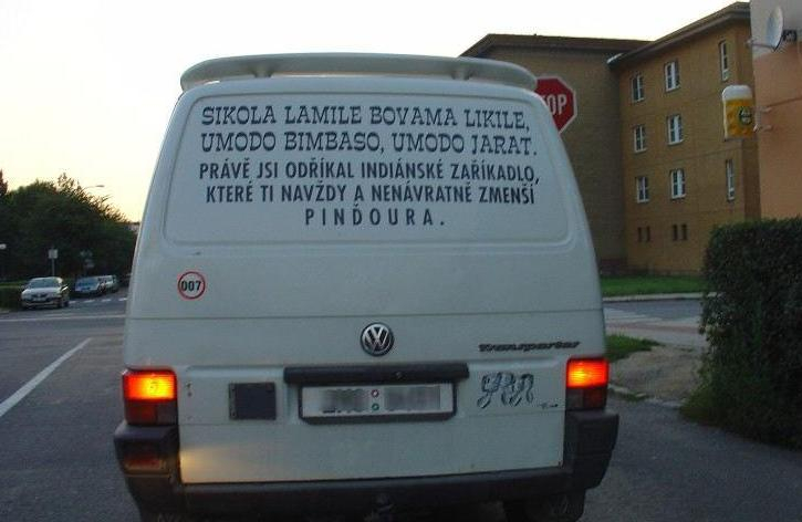 Staré indiánské zaříkávadlo.