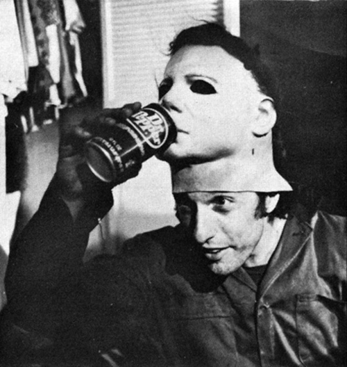 Halloween: Ta maska je fakt maska?