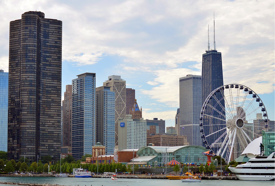 Chicago bojuje s kriminalitou už dlouhou dobu. V posledním roce se mu ji dařilo snižovat, přesto zůstává vysoká.