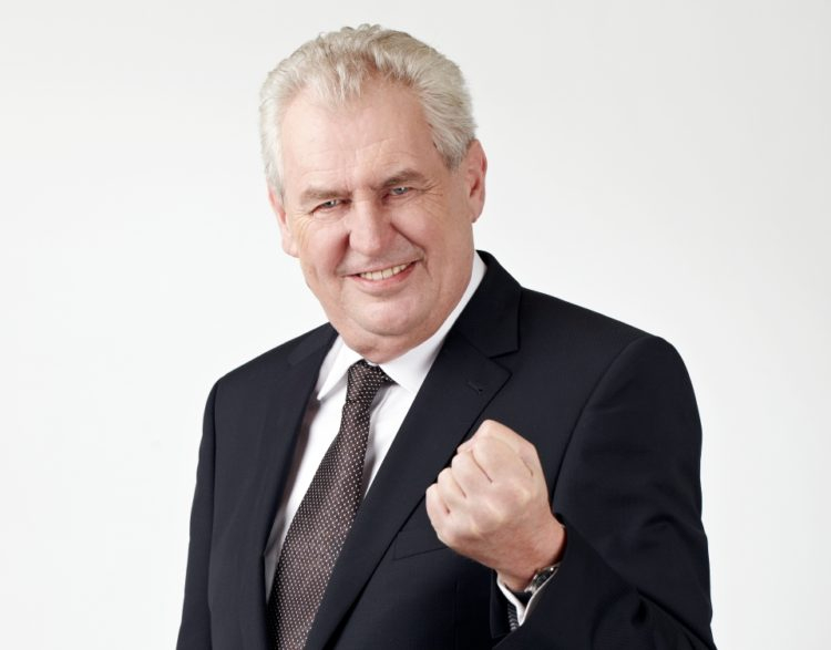 Pozor, aby vám Zeman neukradl vejce nebo králíky