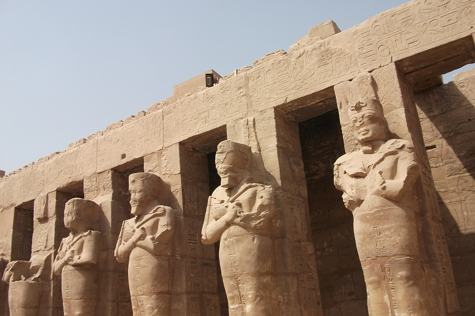 Luxor - sem teď raději také ne.