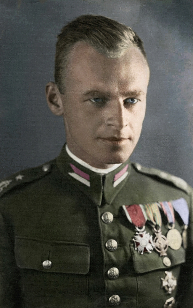 Witold Pilecki byl polský válečný veterán, který se nechal nacisty dobrovolně zatknout.