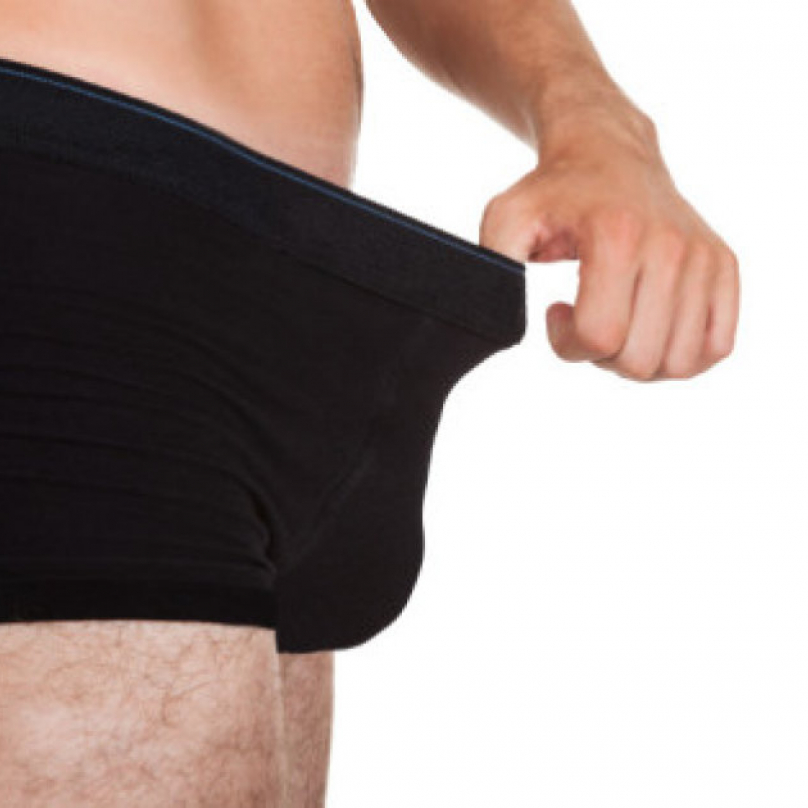 Malý penis je důvod ke studu